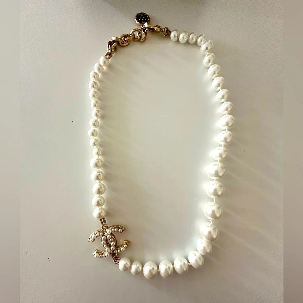 CHANEL White Pearl CC Necklace 18” - Picture 3 of 5